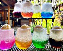 色とりどりのクリームソーダ